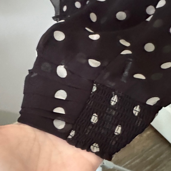 White House Black Market Sleeveless Polka Dot Blouse - Picture 4 of 8